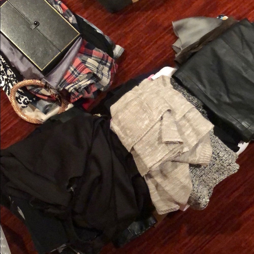Mystery clothing bundles!